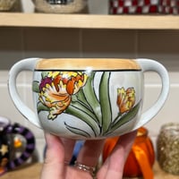 Image 1 of grapefruit, mango and bamboo scented candle