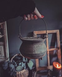 Image 3 of Old Salem Cauldron 