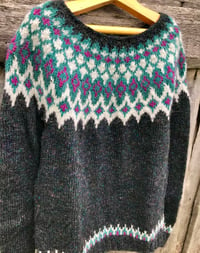 Image 3 of Pangur Ban - Icelandic wool sweater - Aurora - Ready to ship