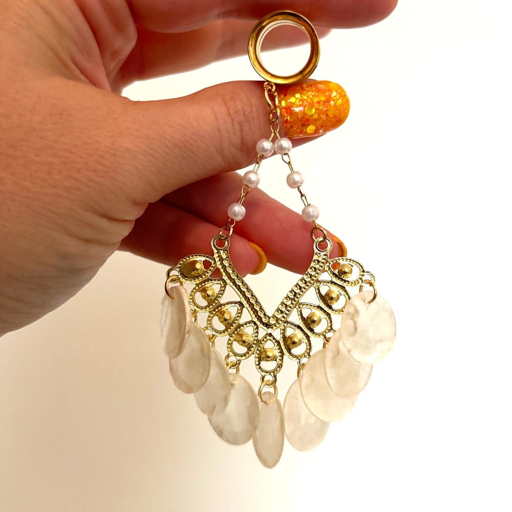 Image of Tassel Seashell Pearl Dangles (sizes 2g-2”)