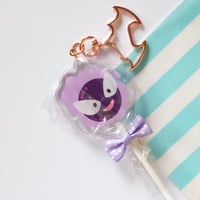 Image 2 of Gastly lollipop keychain