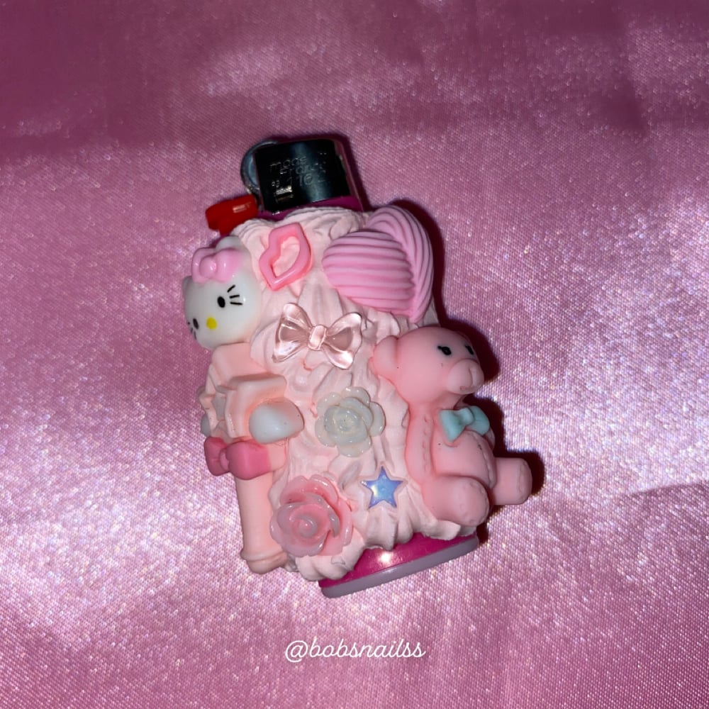 Image of Pink Mini Lighter 🎀💕🍼