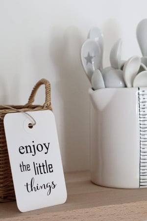 Image of Etiquette 'Enjoy the little things' (ETIKENJOY)