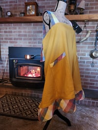 Image 4 of Linen Crossover Apron