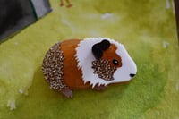 Image 3 of SECONDS- Guinea pig brooch - gold honeycomb