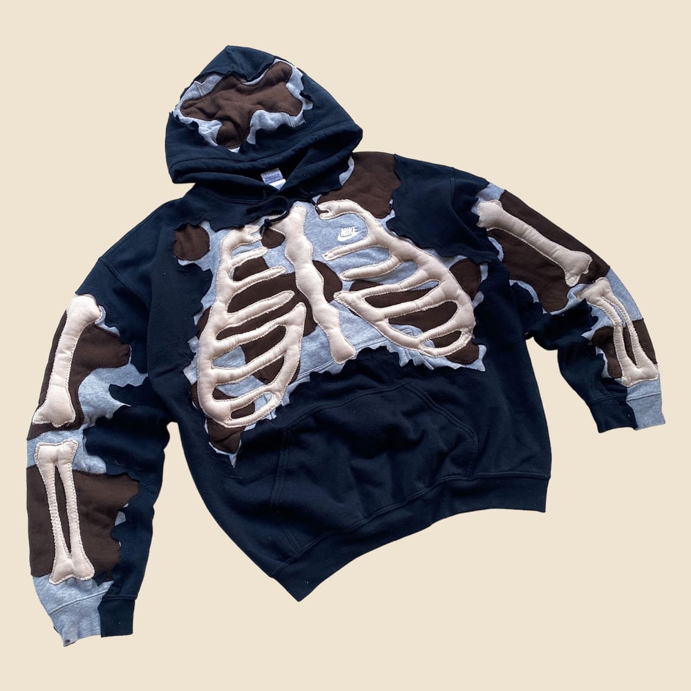 REWORKED NIKE CRACK FLOW 3D SKELETON HOODIE SIZE L