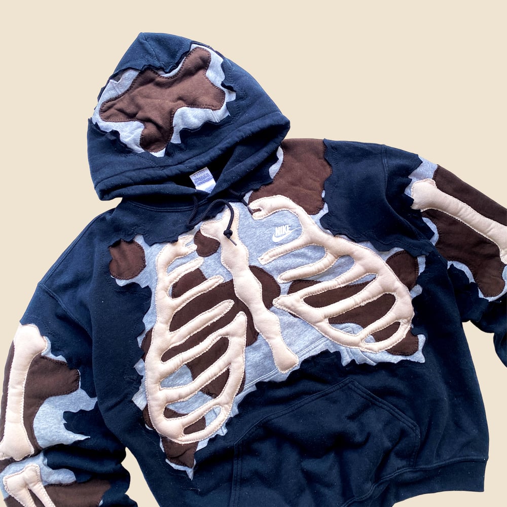 REWORKED NIKE CRACK FLOW 3D SKELETON HOODIE SIZE L