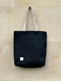 Image 1 of TOTE BAG negra