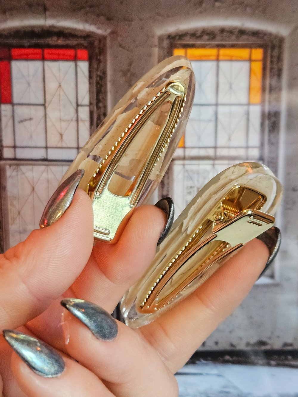 Image of Hudson River State Hospital Paintchip Barrette