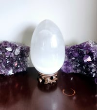 Image 3 of Large Selenite Egg