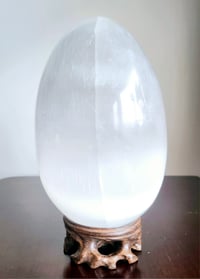Image 7 of Large Selenite Egg