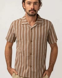 Image 1 of Camisa Rhythm Vacation stripe Ss shirt en liquidación.