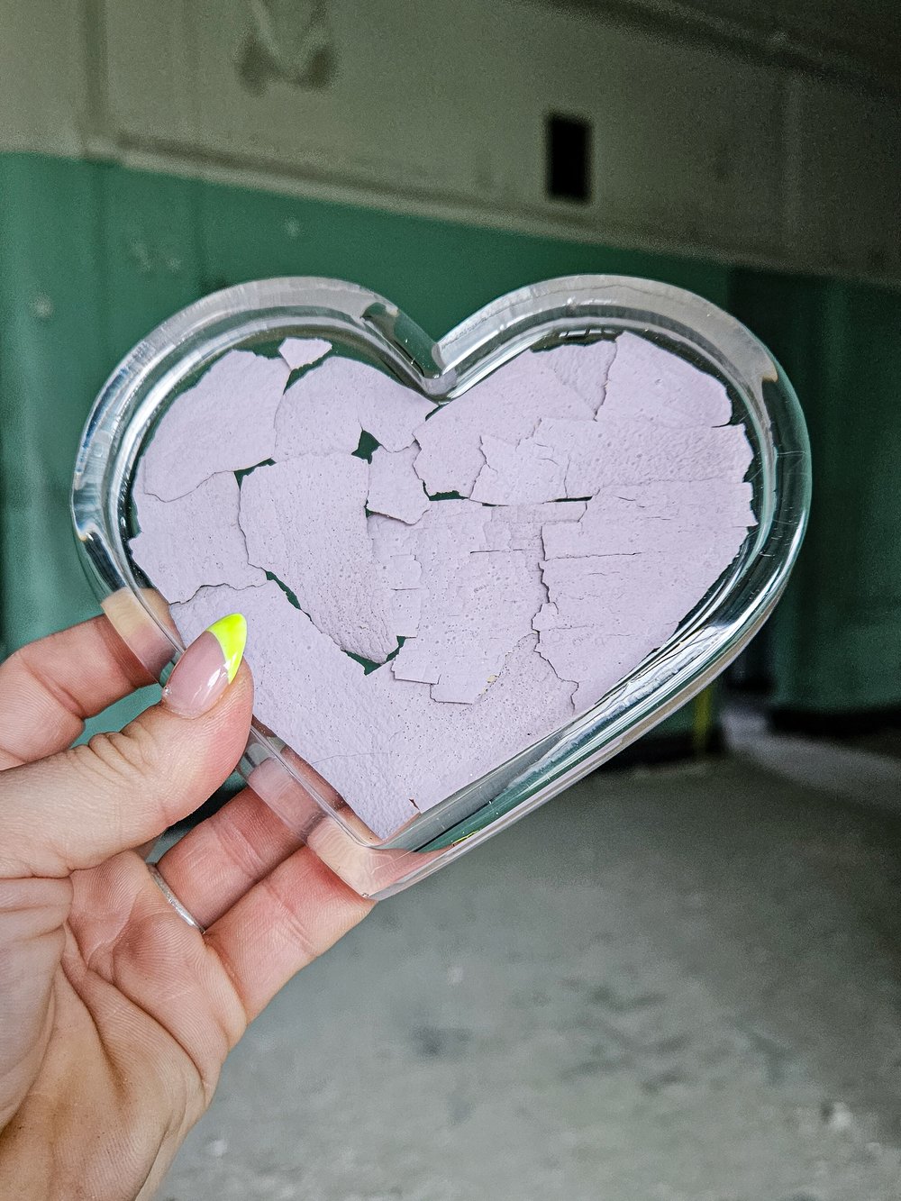 Image of Recovery Island Purple Peeling Paint Heart Tray