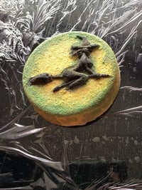 Image 6 of Witching Hour Bathbomb Handmade Vegan Witchcraft Halloween Gifts 