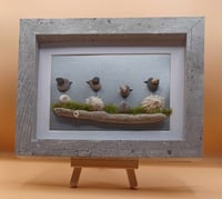 CUTE PEBBLE SEABIRDS ON SEASHELLS ***FREE UK POSTAGE ***