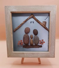 PEBBLE FAMILY NEW HOME *** FREE UK POSTAGE ***
