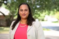 Outdoor Headshot Premium Service San Antonio