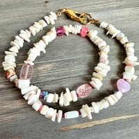 Image 4 of Shell and Glass Necklace "Sunset"