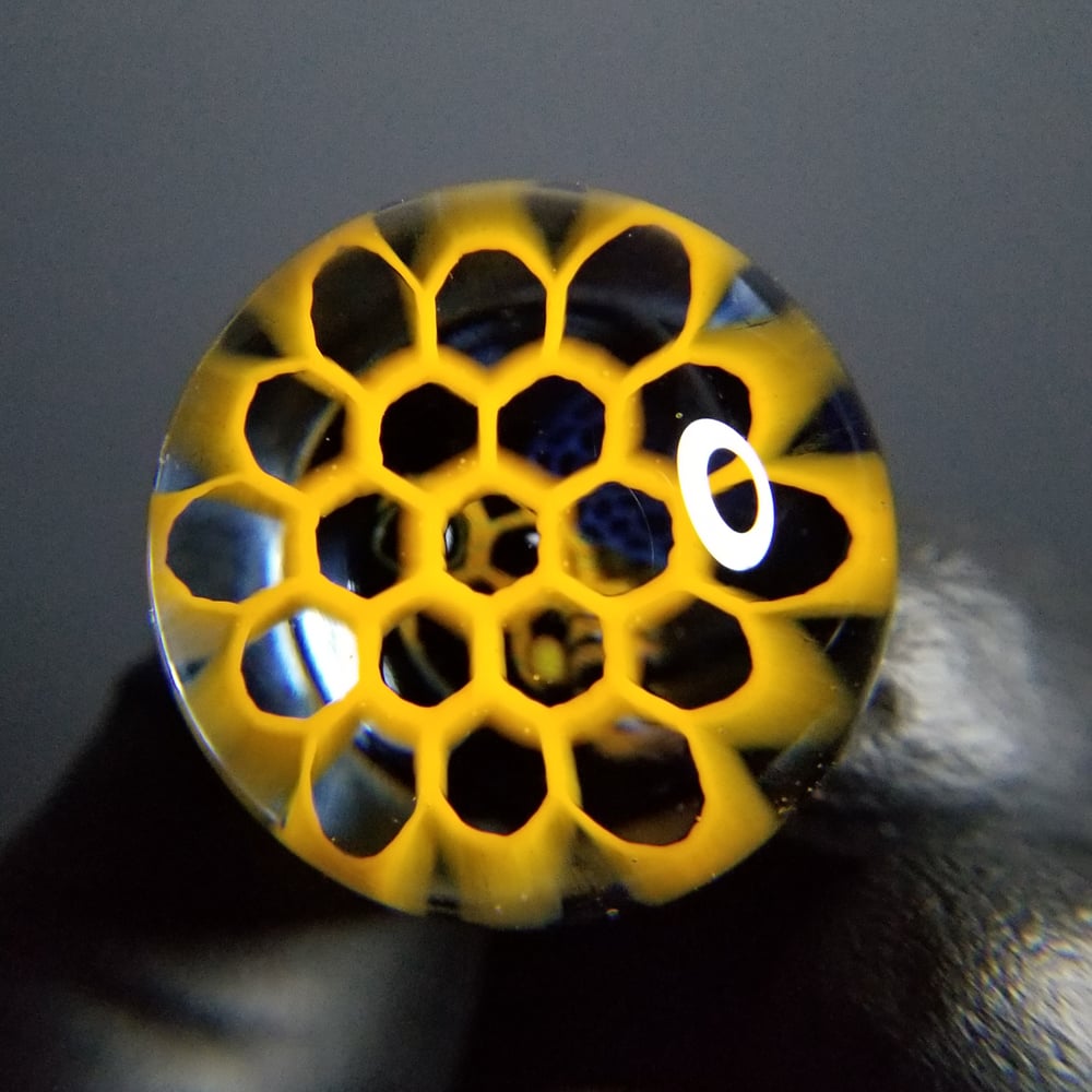 Image of 27mm Fat Cap Honeycomb top and Honey Bee post