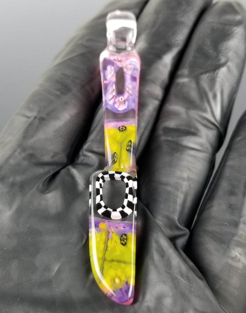 Image of 3 inch UV Glass Knife Pendant Dabber