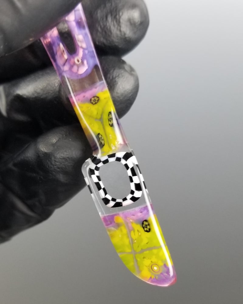 Image of 3 inch UV Glass Knife Pendant Dabber