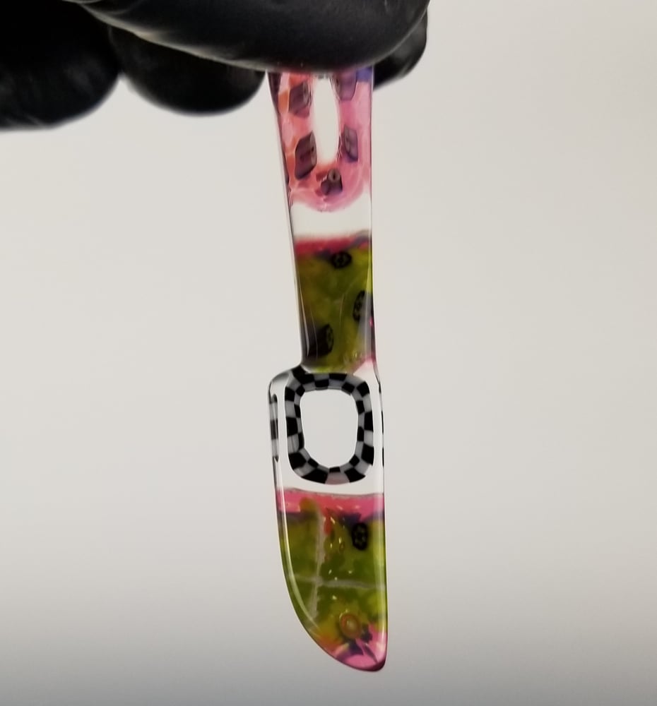 Image of 3 inch UV Glass Knife Pendant Dabber