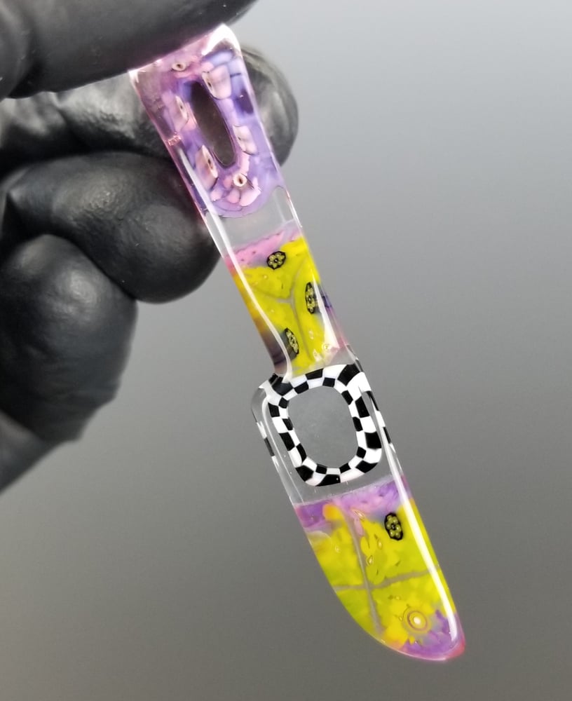 Image of 3 inch UV Glass Knife Pendant Dabber