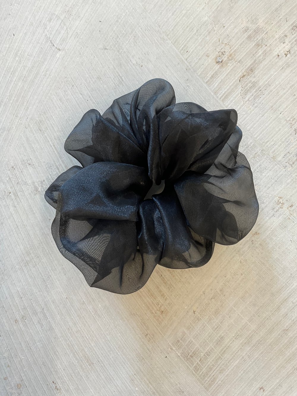 Organza big scrunchie black