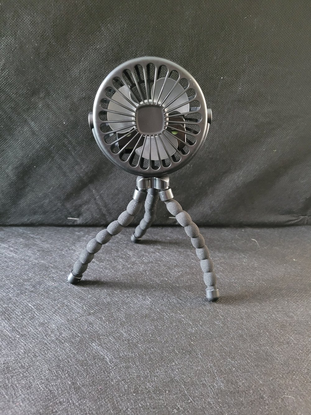 Stand Up Flexible Fan