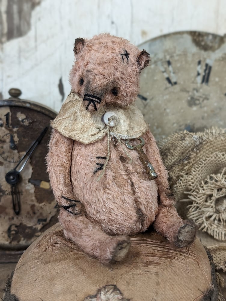 Image of 5" - Shabby Vintage Pink Teddy Bear with tiny antique skeleton key  by Whendi's Bears