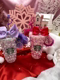 Image 2 of Bling cup with keychain