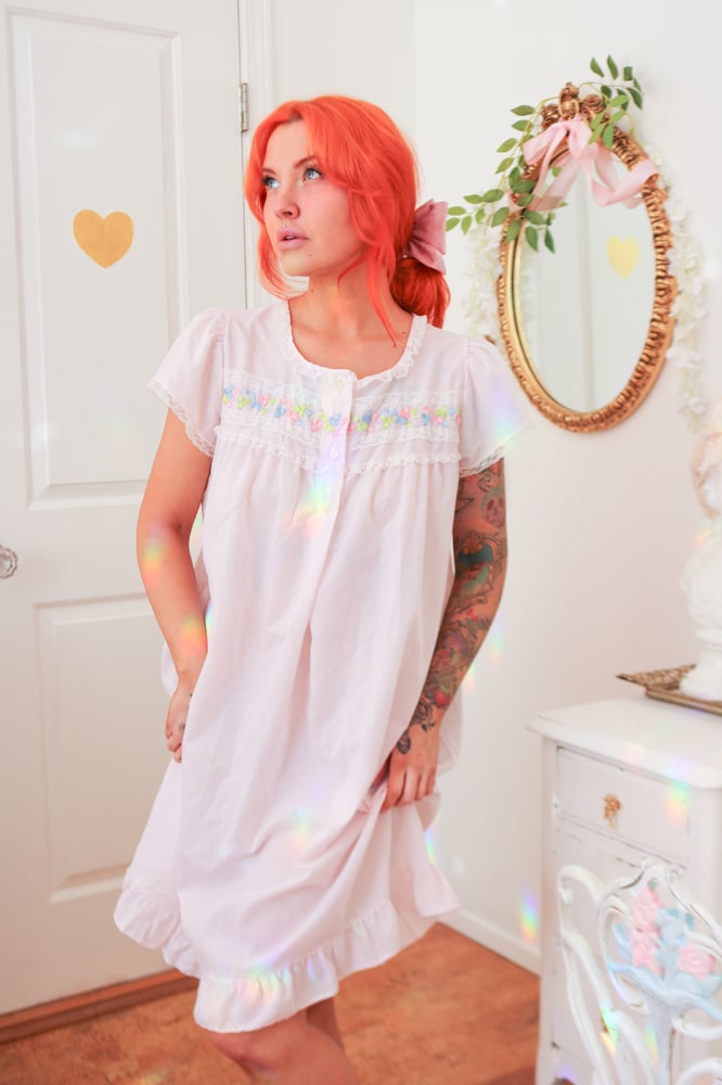 Image of Vintage 1980s Katz Pastel Pink Princess Nightgown (Medium)