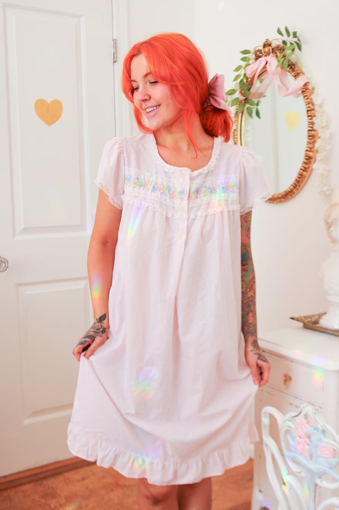 Image of Vintage 1980s Katz Pastel Pink Princess Nightgown (Medium)