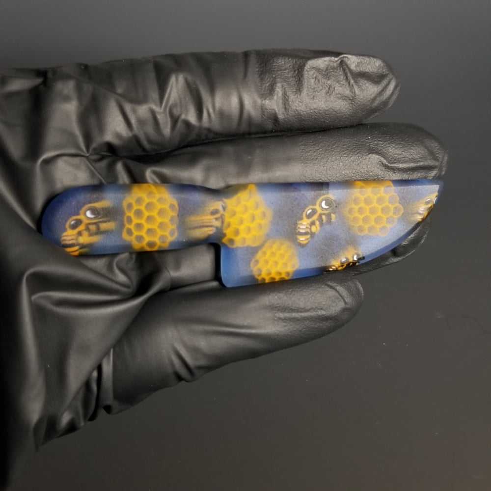 Image of 3.5 inch Honeybee/Honeycomb Knife/Dabber