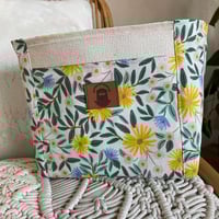 Image 1 of Sac Choupette "Fleurs blanc"