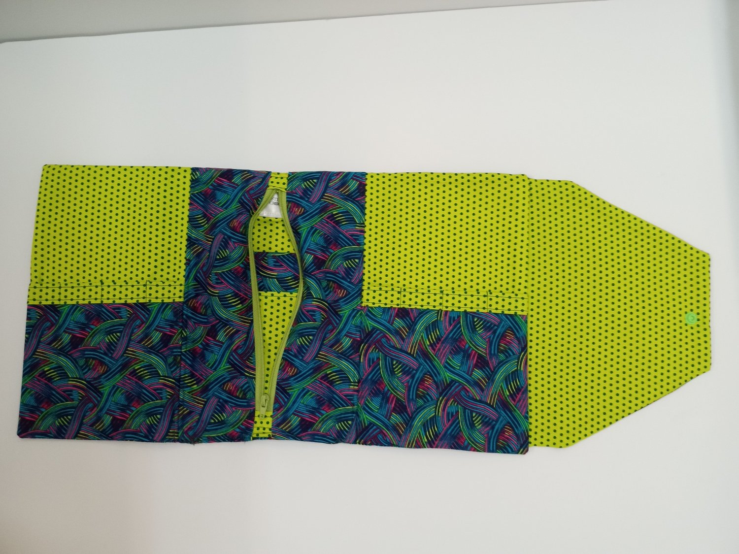 Image of Hook / Needle Case In Swirl Print