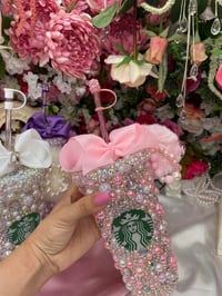 Image 5 of Pearl initial keychain cup