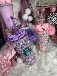 Image 4 of Straw topper mold