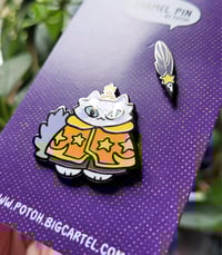 Image 2 of Marley - Pin Set