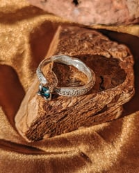 Image 2 of Australian Sapphire Claw Ring