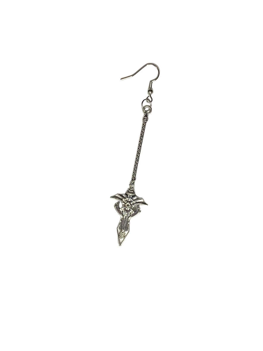 Image of Single Spear Sword Earring