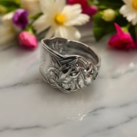 Image 1 of 1908 Fleur de Lis Spoon Ring