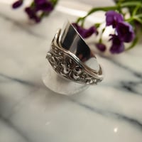 Image 2 of 1904 Antique Violet Sterling silver Spoon Ring - size R