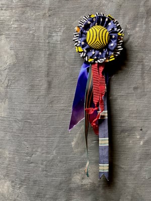 Image of ribbon regalia - no. 03