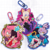 Image 1 of sonic girlz charms