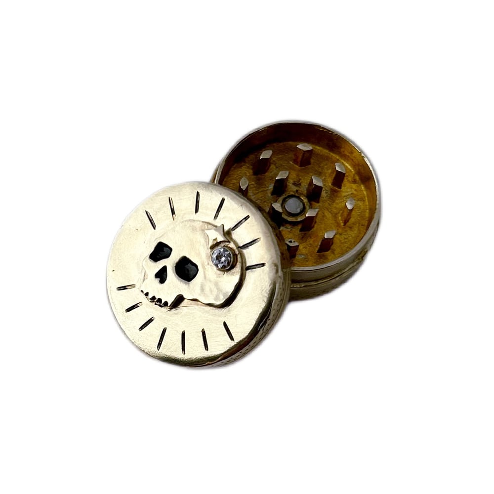 Image of Skull Mini Grinder