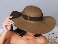 BROWN TIE DOWN HAT 