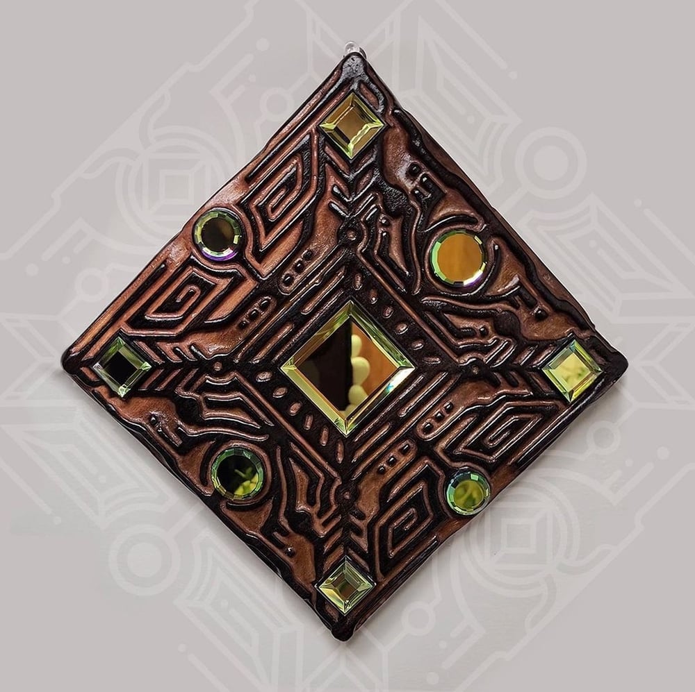 Image of  'Mirror Maze' wall carving 