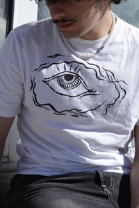 Image 1 of T-shirt Oeil