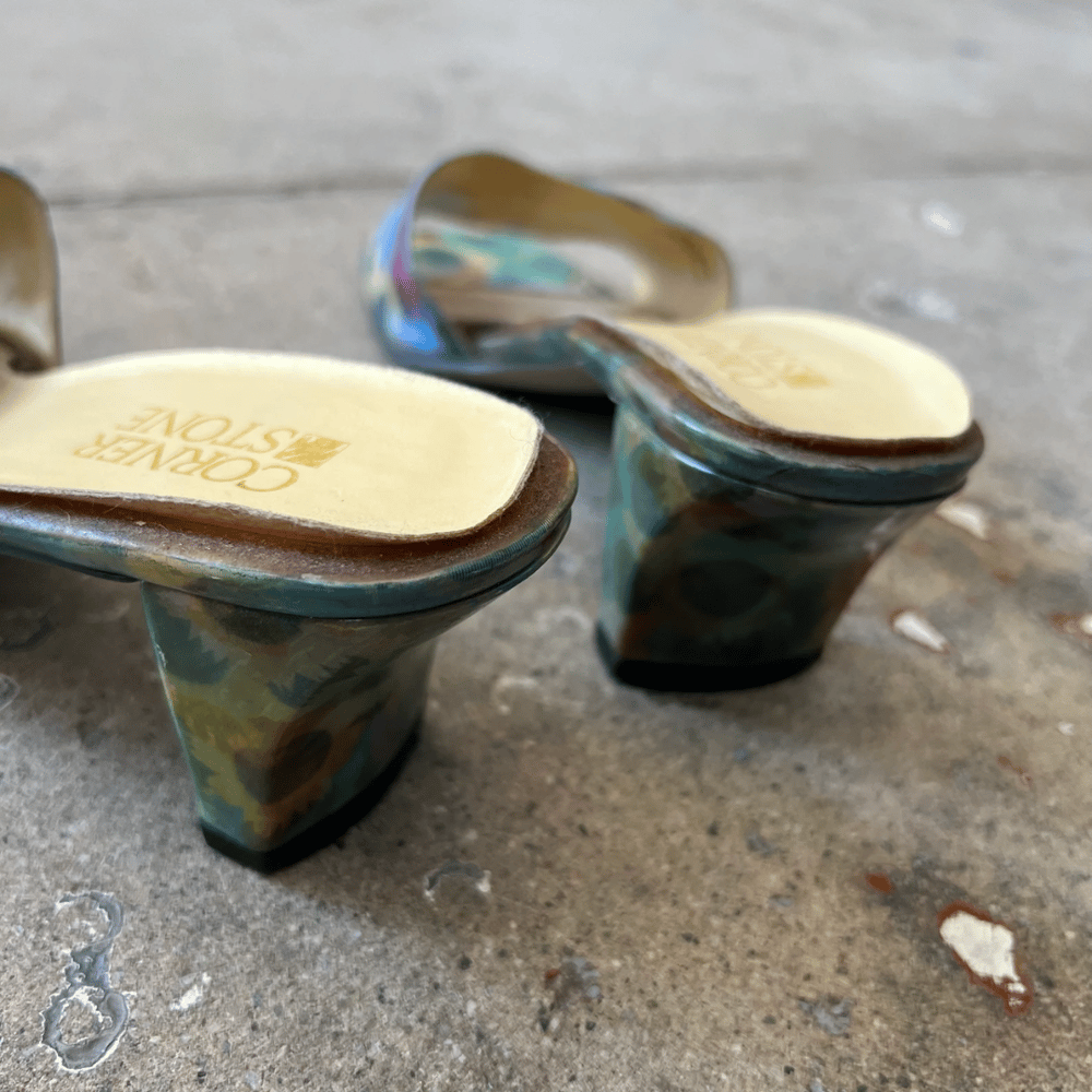 Image of BUTTERFLY MULE HEELS